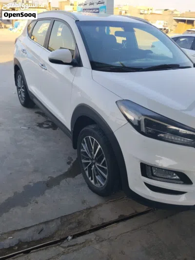 Hyundai Tucson Limited 4