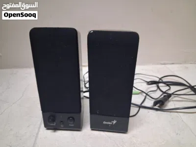 سماعات سبيكر logitech مع سماعات genius مستعملين بحالة جيدة وشتغلون 2