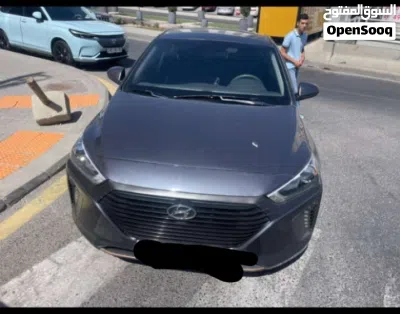 Hyundai Ioniq Standard 2