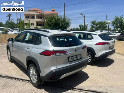 Toyota Corolla Cross XLE 3