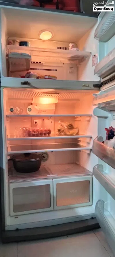 LG REFRIGERATOR ON SALE AT ONLY 70BD 4
