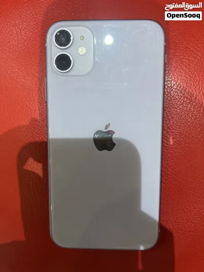 iPhone 11 بحاله جيده جداً 2