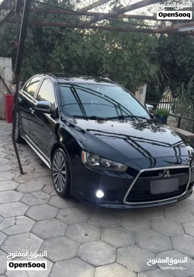 Mitsubishi Lancer Standard 4