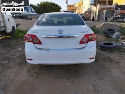Toyota Corolla Standard 2