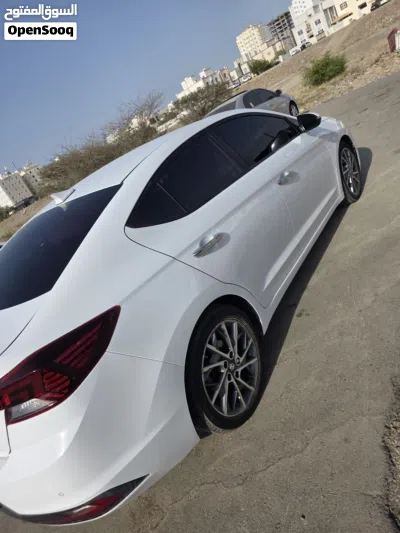 Hyundai Avante Limited 2