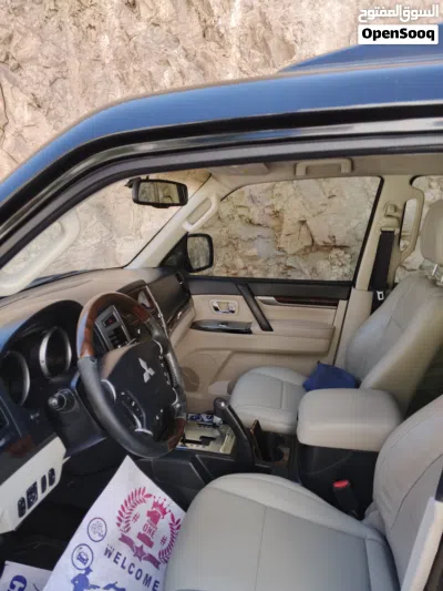 ميتسوبيشي باجيرو GLS Plus 3