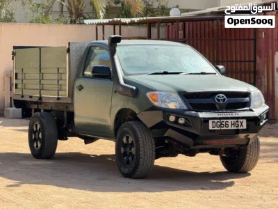 Toyota Hilux Standard 3