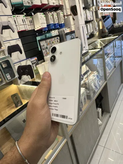 iPhone 16 128GB White بطارية 92% سعر لا يتكرر 4
