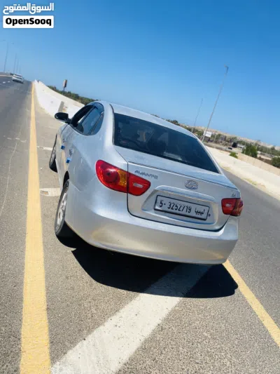 هيونداي افانتي SE 4