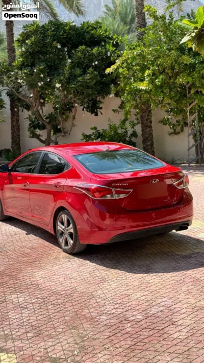 Hyundai Elantra SE 4