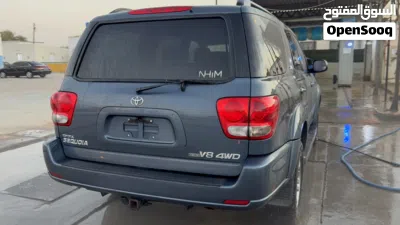 Toyota Sequoia SR 5 4