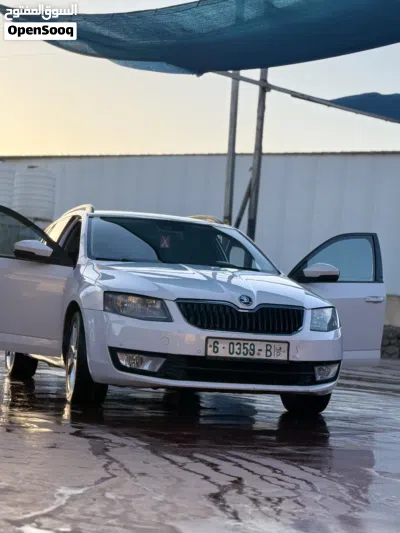 سكودا اوكتافيا Standard 2