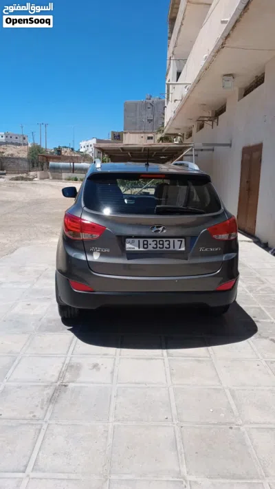 Hyundai Tucson Limited 3