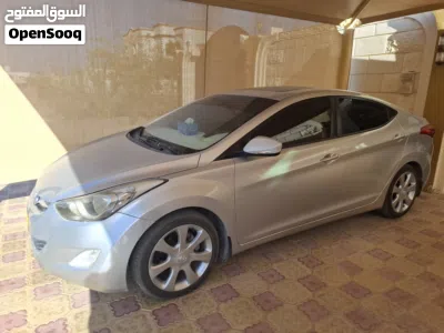 Hyundai Elantra GLS 3