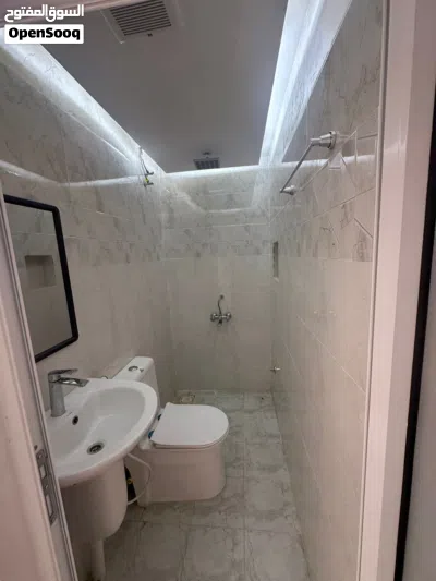 Falt for rent شقة للايجار شناص جنب القلعه 4