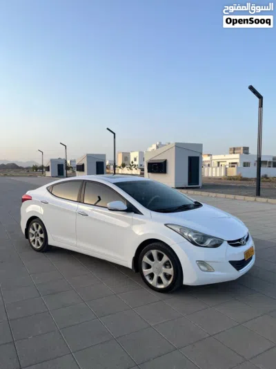 Hyundai Elantra GLS 3
