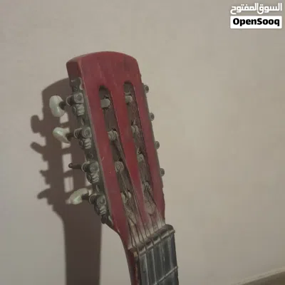 جيتار اكويستك - مستعمل بحالة جيدة - ينقص منه وتر 4