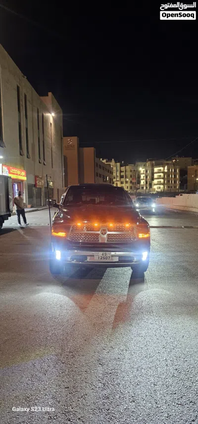 Dodge Ram Laramie 3