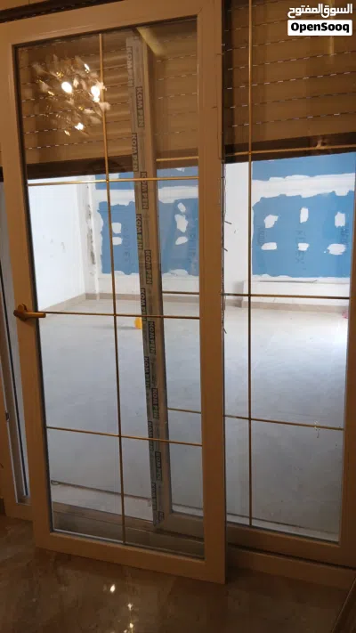 باب Pvc لون بيج دبل زجاج كامل بسارينتي والصندوق للبيع 2