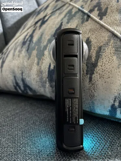 كاميرا Insta360 X3 نظيفة جداً مع الكفر الأصلي للبيع 4