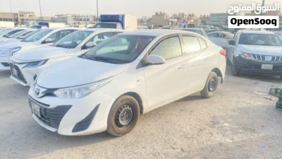 Toyota Yaris Basic 3