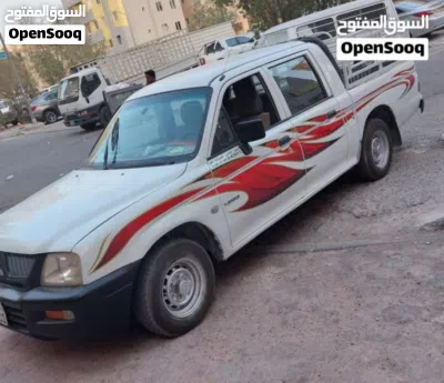 هاف لور ى متشبيشي للبيع بحاله ممتاذه جاهذ للعمل 2007 صندوق مع جاك خلفي3,500 ونيت 2006 سعرو 650 2