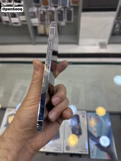 14 برو ماكس 256 كيكيه فول اصلي مبدل قطعه من شركه Apple. شرق اوسط الجواب عل وتساب 2