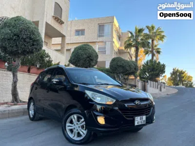 Hyundai Tucson Standard 2