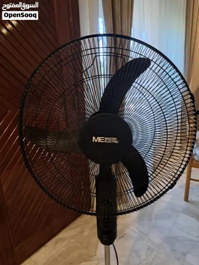 مروحه ستاند Master Electric ثلاث سرعات بحاله ممتازه مع تايمر 2