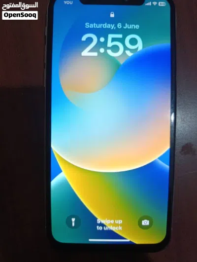 ايفون Xs مستعمل نظيف فقط ب 45 الف ريال يمني 2