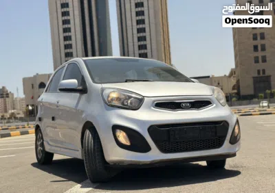 Kia Picanto EX 3