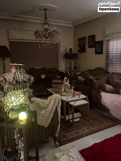 شقه ارضيه مميزه للبيع مع مستودع تجاري – في ضاحية الامير حسن 3