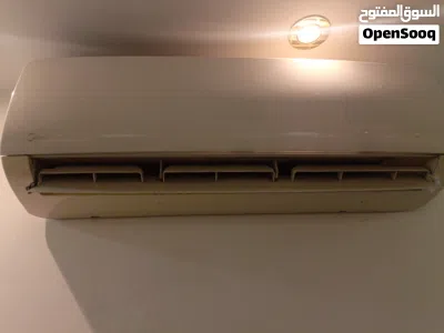 مكيف سبيلت ميديا ممتاز تبريد ولكن لا يعمل عطله بسيط جدا ولكن لن يتم اكتشافه تبريد وتسخين حالتين شغال 3