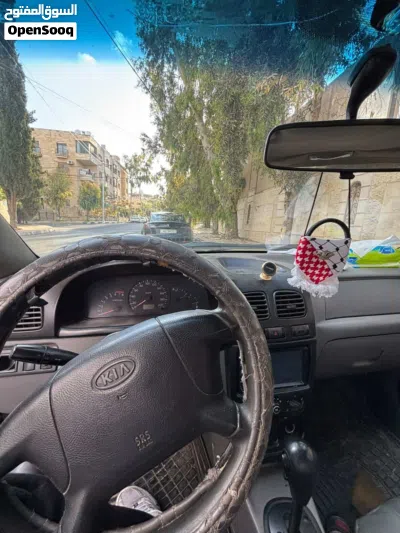 كيا ريو Standard 4