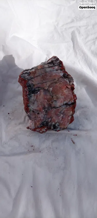 حجر العقيق الخام ااطبيعي بأحجام متفاوته 3