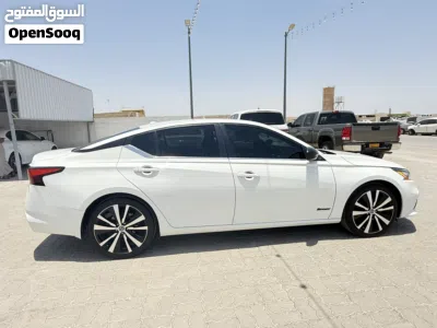 نيسان التيما SR 3