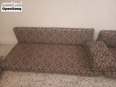سلام عليكم ورحمة الله وبركاتة عندي فرشات البيع 4