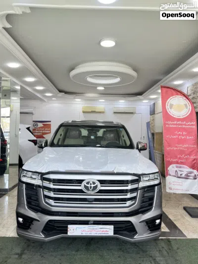 Toyota Land Cruiser GXR 3