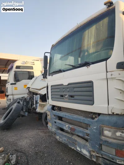 بيع قطع شاحنات فولفو مرسيدس مان موديلات 2000 4