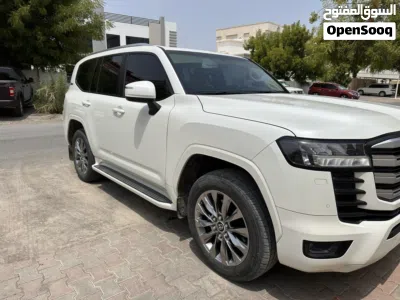 تويوتا لاند كروزر GXR 3