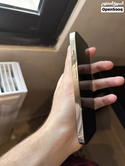 iPhone 14 Pro E-Sim 256GB 90% 2