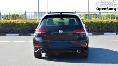 فولكسفاغن جولف GTI SE 2