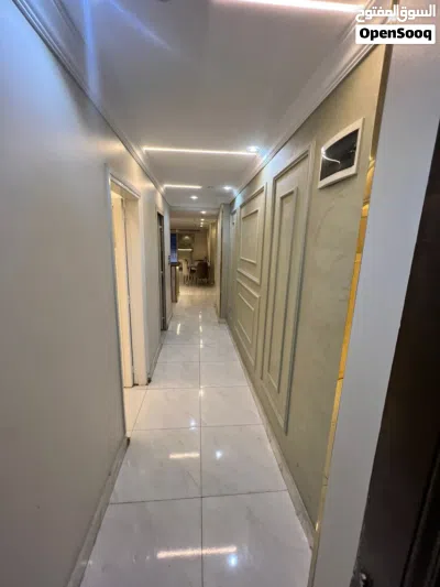 شقه للبيع في ميامي تاني نمره من البحر 2