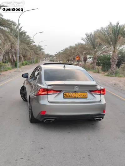 لكزس IS IS 200 2