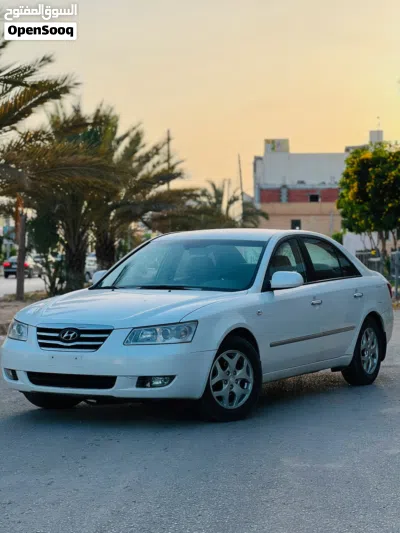 Hyundai Sonata Limited 3