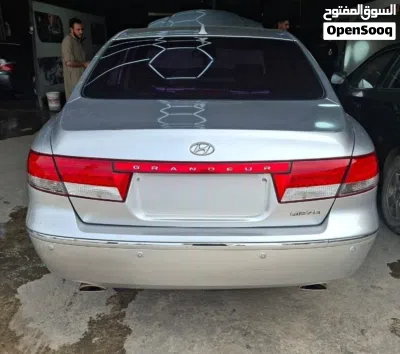 Hyundai Azera Standard 2