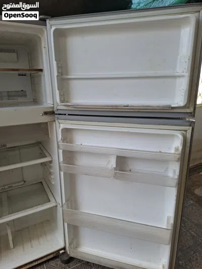 ثلاجة شارب للبيع 3