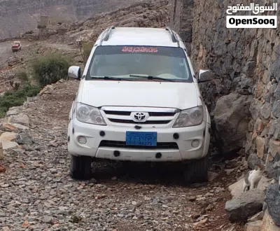 Toyota Fortuner EXR 4