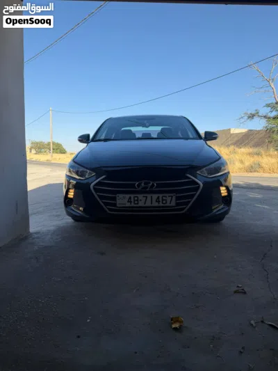 Hyundai Avante SE 4