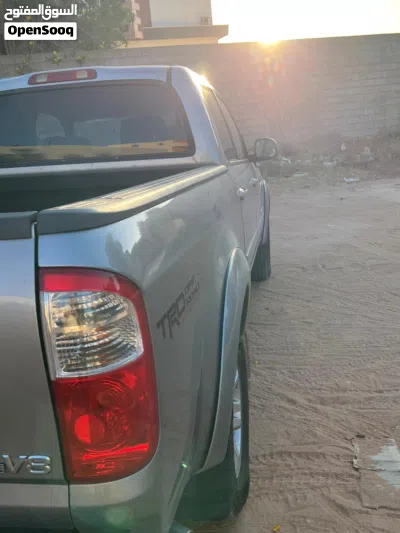 Toyota Tundra SR5 3
